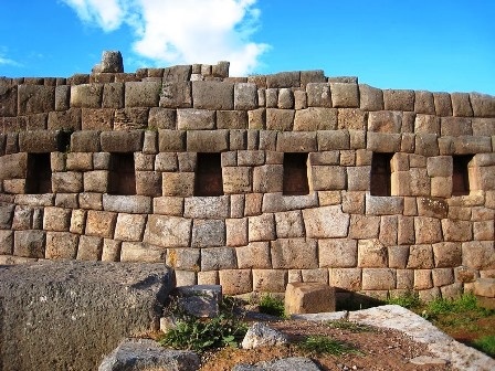 Khám phá sự kỳ bí của bức tường đá Sacsayhuaman - 7 Đình
Huế